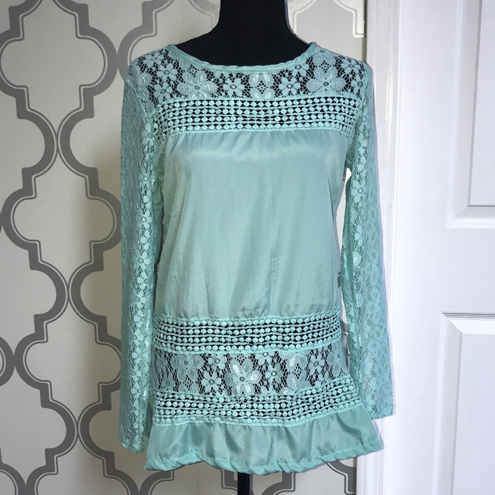 Super cute top !